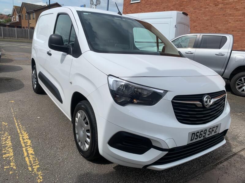 VAUXHALL COMBO