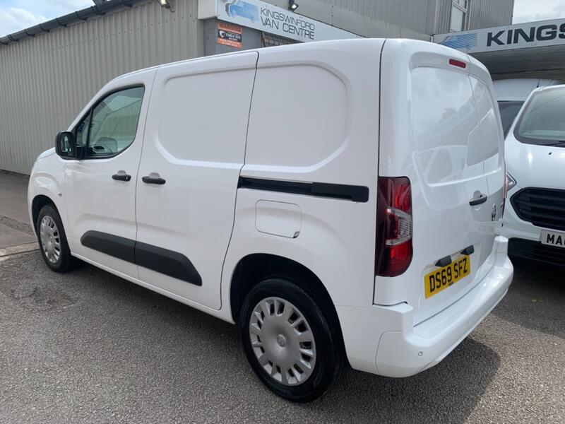 VAUXHALL COMBO