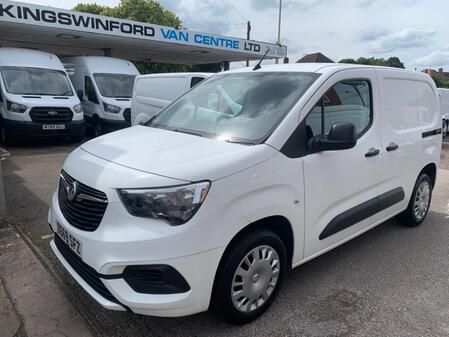 VAUXHALL COMBO 2019 (69) Vauxhall Combo Cargo Sportive Panel Van 2300 L1 100ps Blue Injection